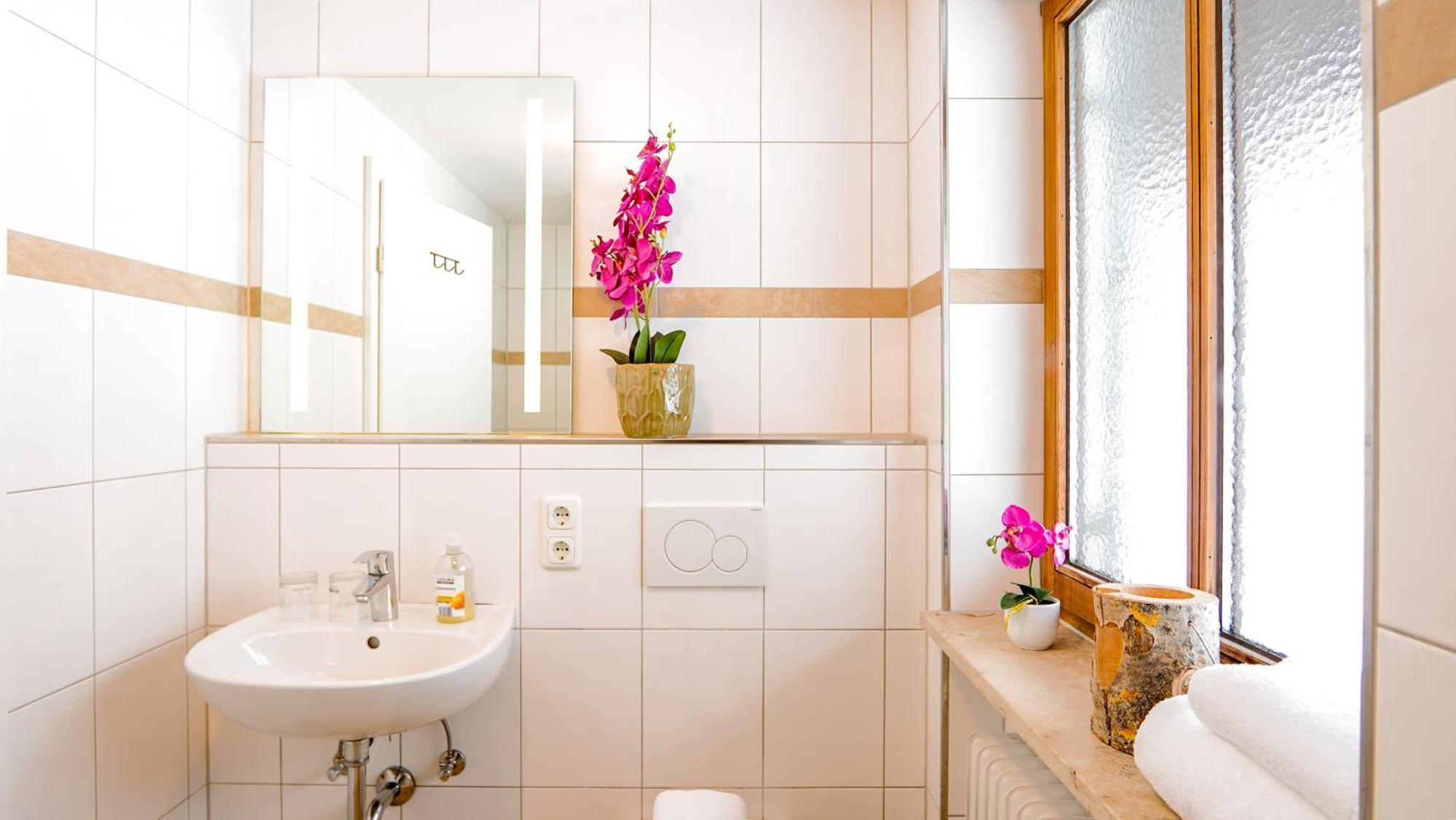 Landgasthof Zum Papyrer - Erholung Im Urlaubsgebiet Lenggries Chambre photo