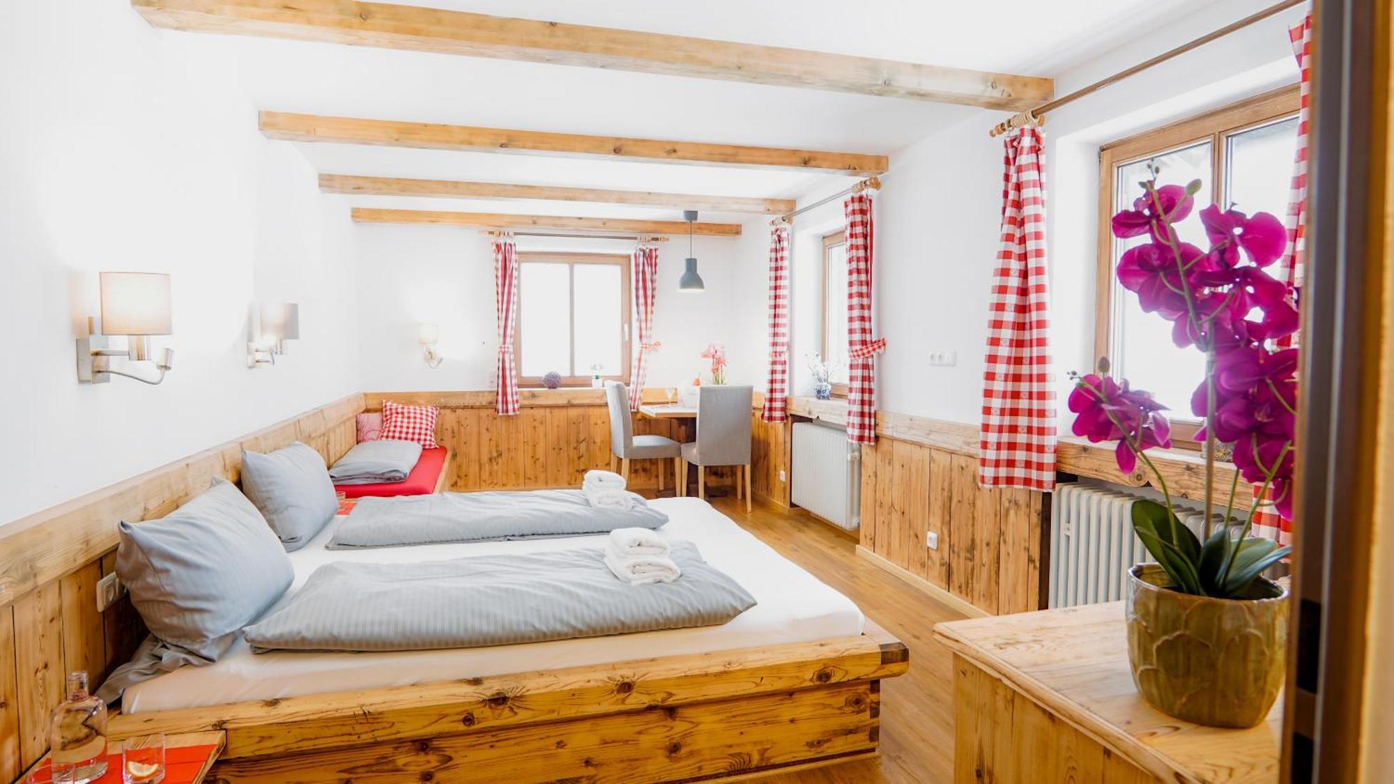 Landgasthof Zum Papyrer - Erholung Im Urlaubsgebiet Lenggries Chambre photo
