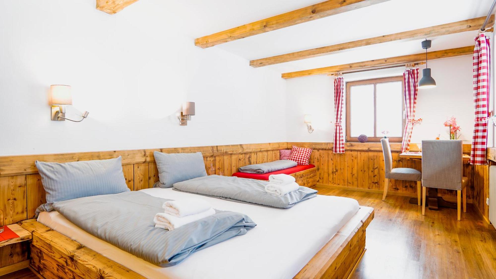 Landgasthof Zum Papyrer - Erholung Im Urlaubsgebiet Lenggries Extérieur photo
