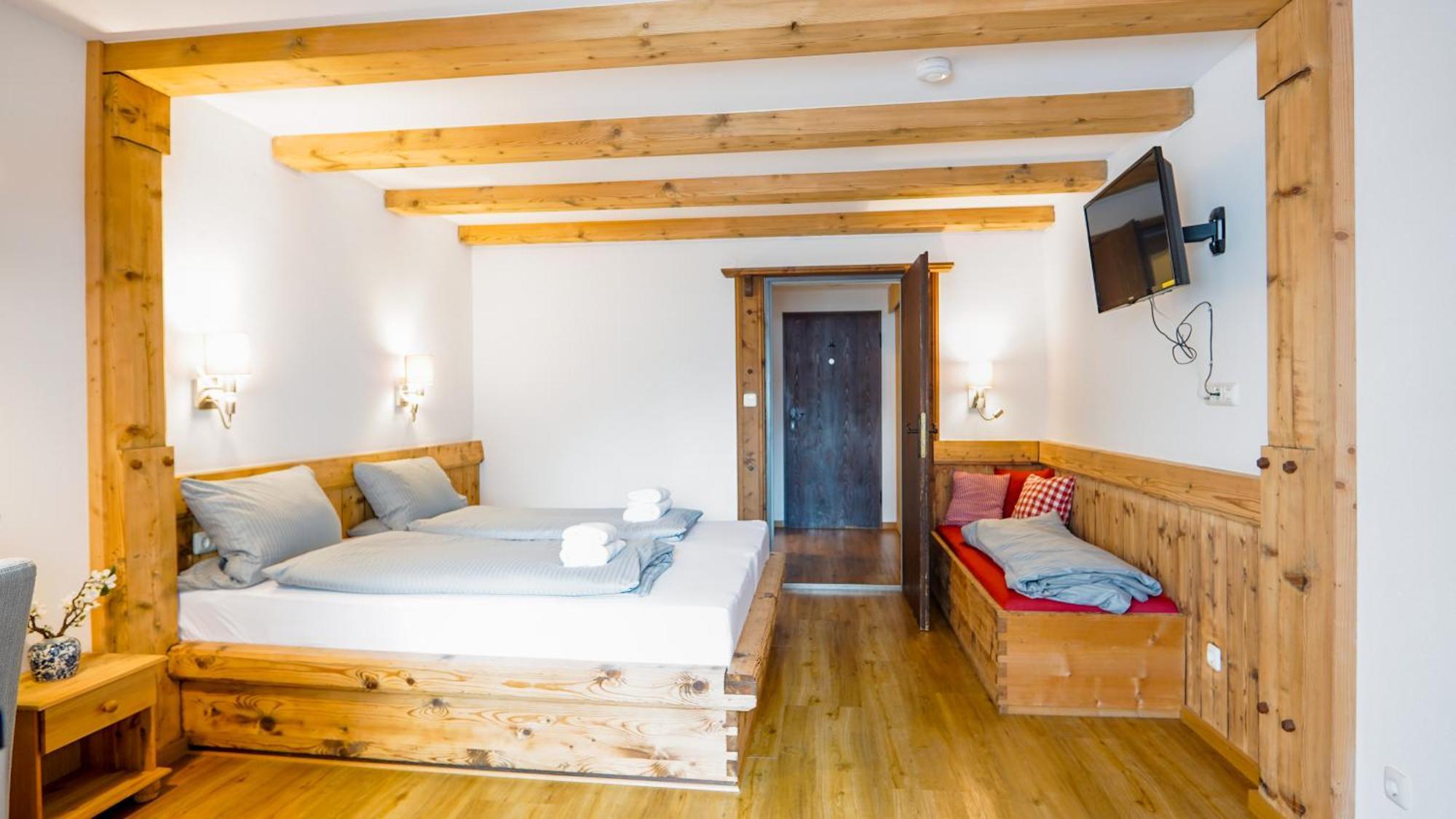 Landgasthof Zum Papyrer - Erholung Im Urlaubsgebiet Lenggries Extérieur photo